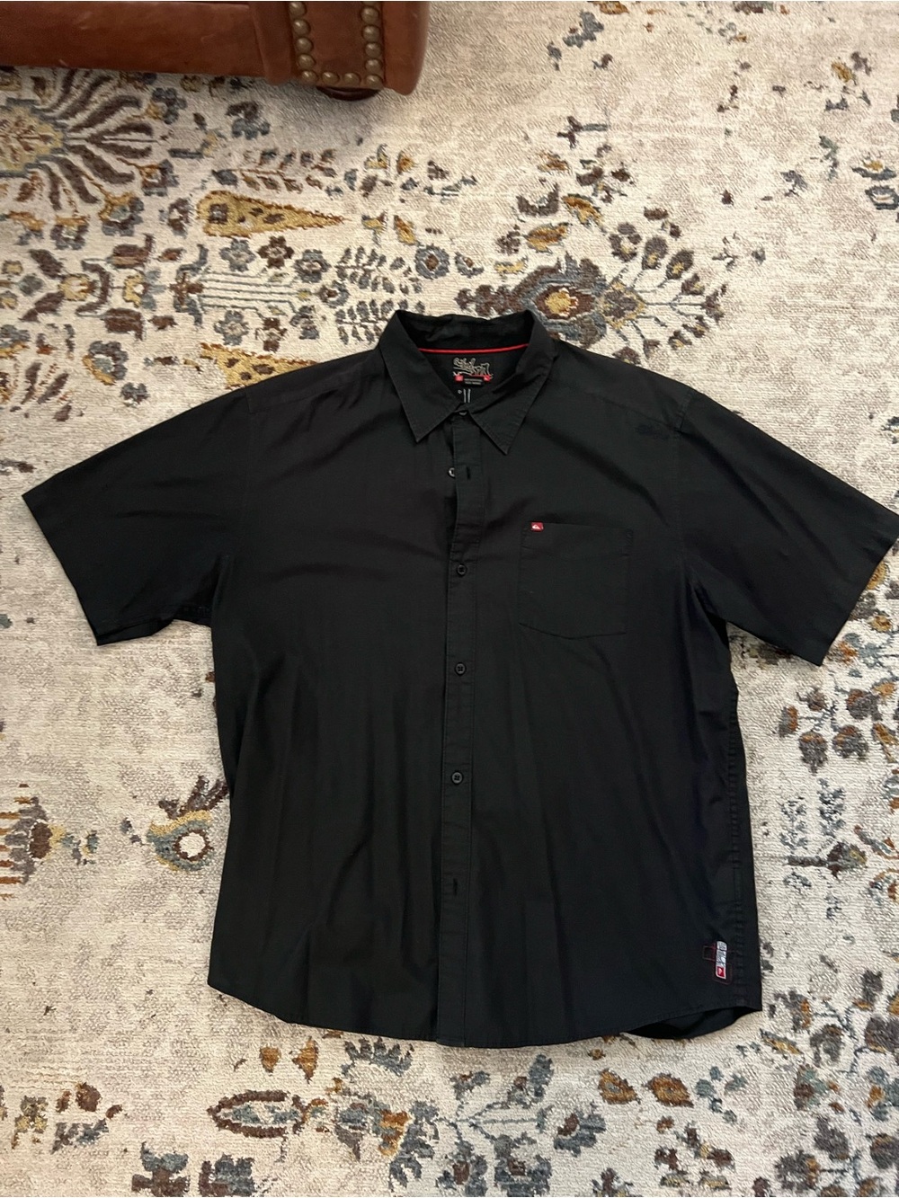Quiksilver Black Short-Sleeve Button-Up Shirt